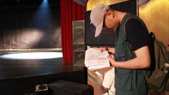 大师兄vs丝袜小弟视频