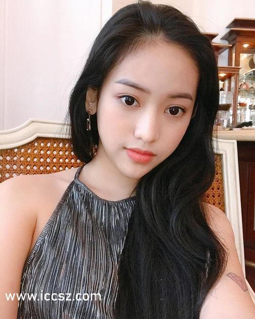 叶问粤语免费观看,重温经典，传承武术精神