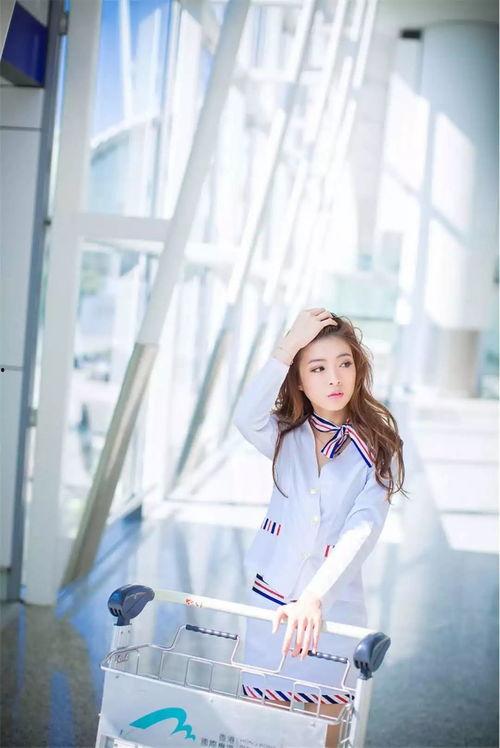 东京制服空姐丝袜,丝袜映衬下的东京制服空姐风采